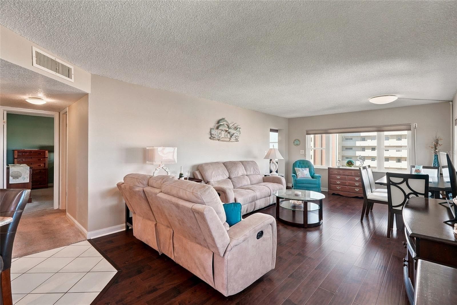4550 Cove Circle 1009 photo 07