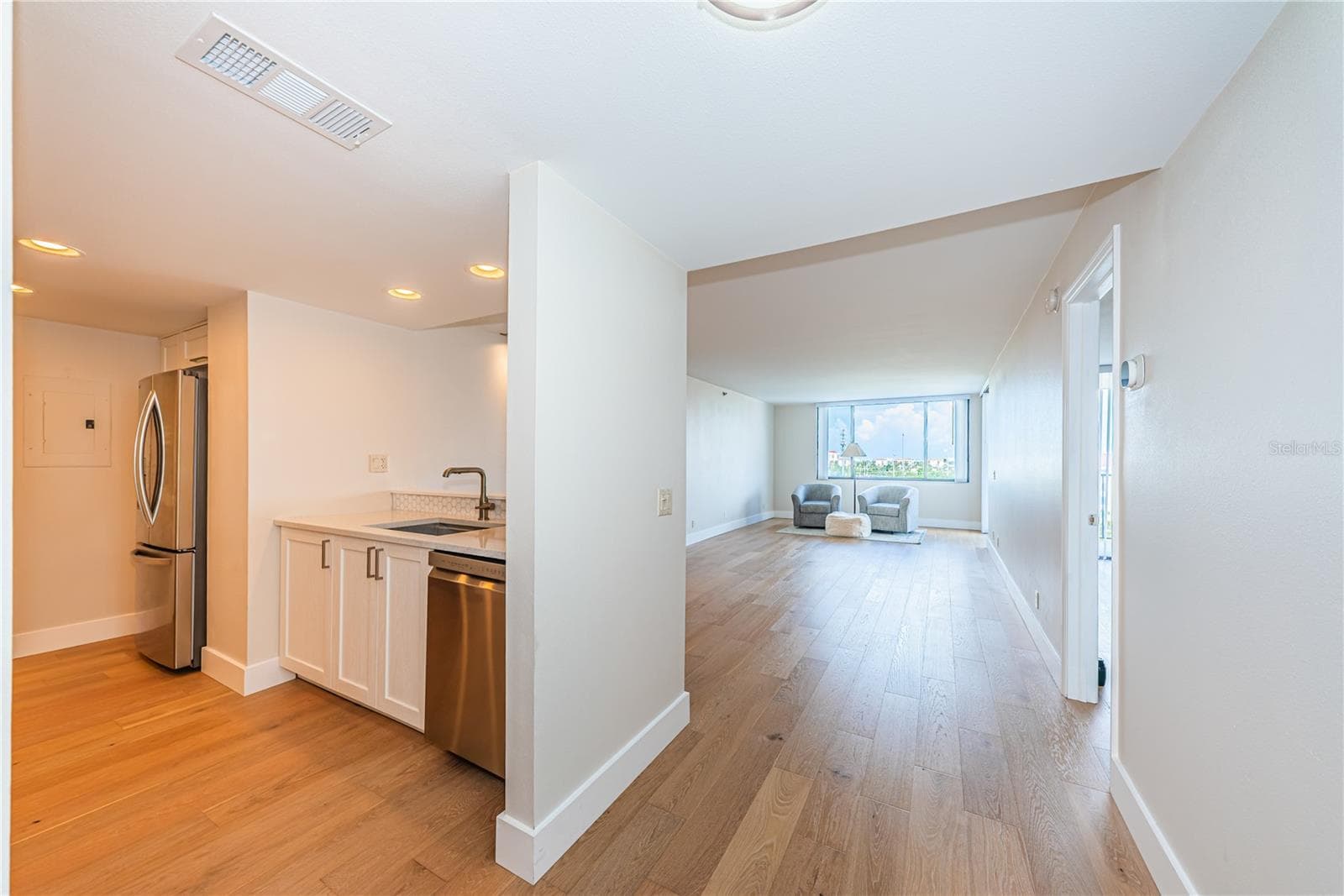 6322 Palma Del Mar Boulevard S 705 photo 05