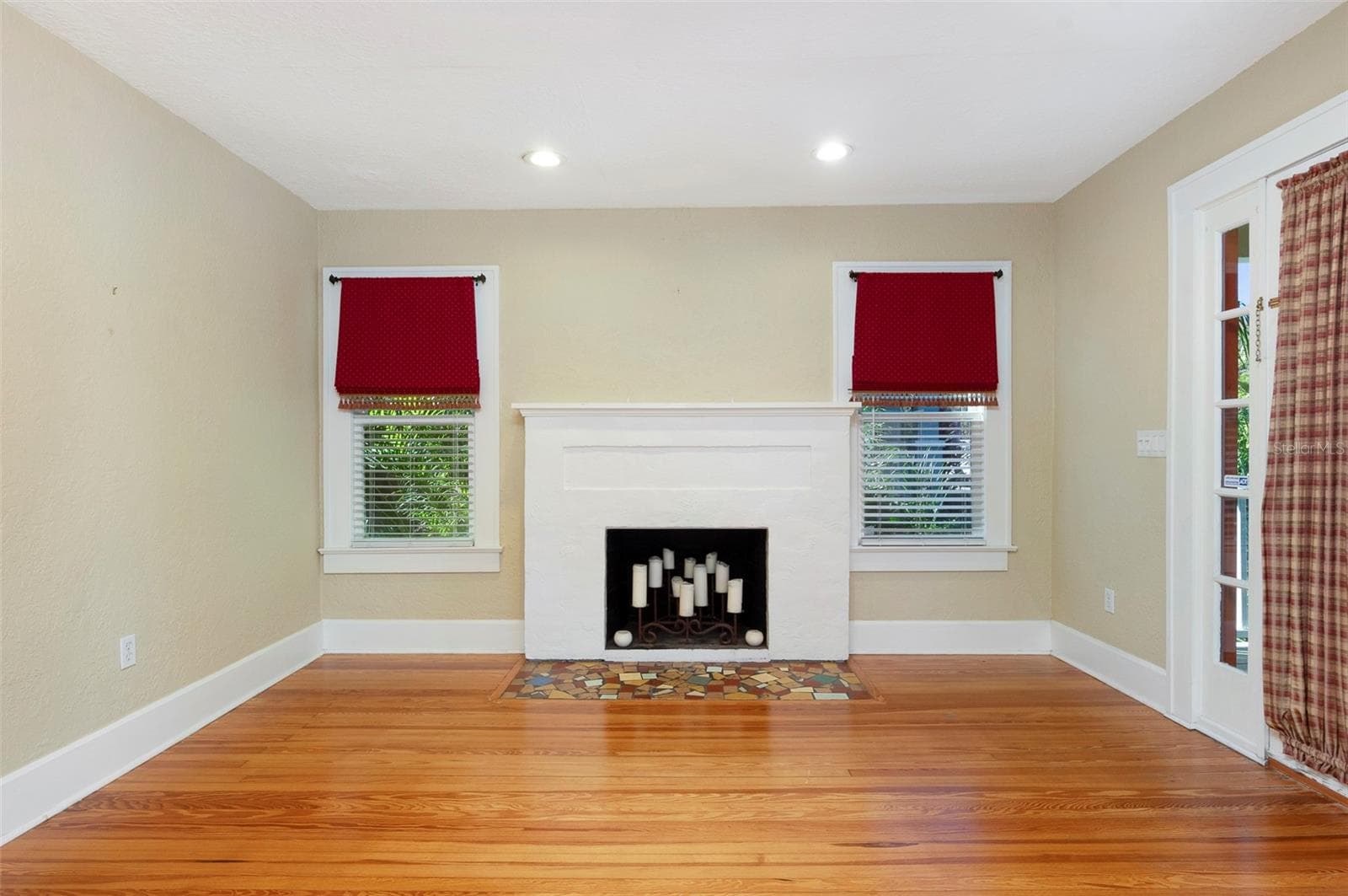 130 22nd Avenue NE photo 07