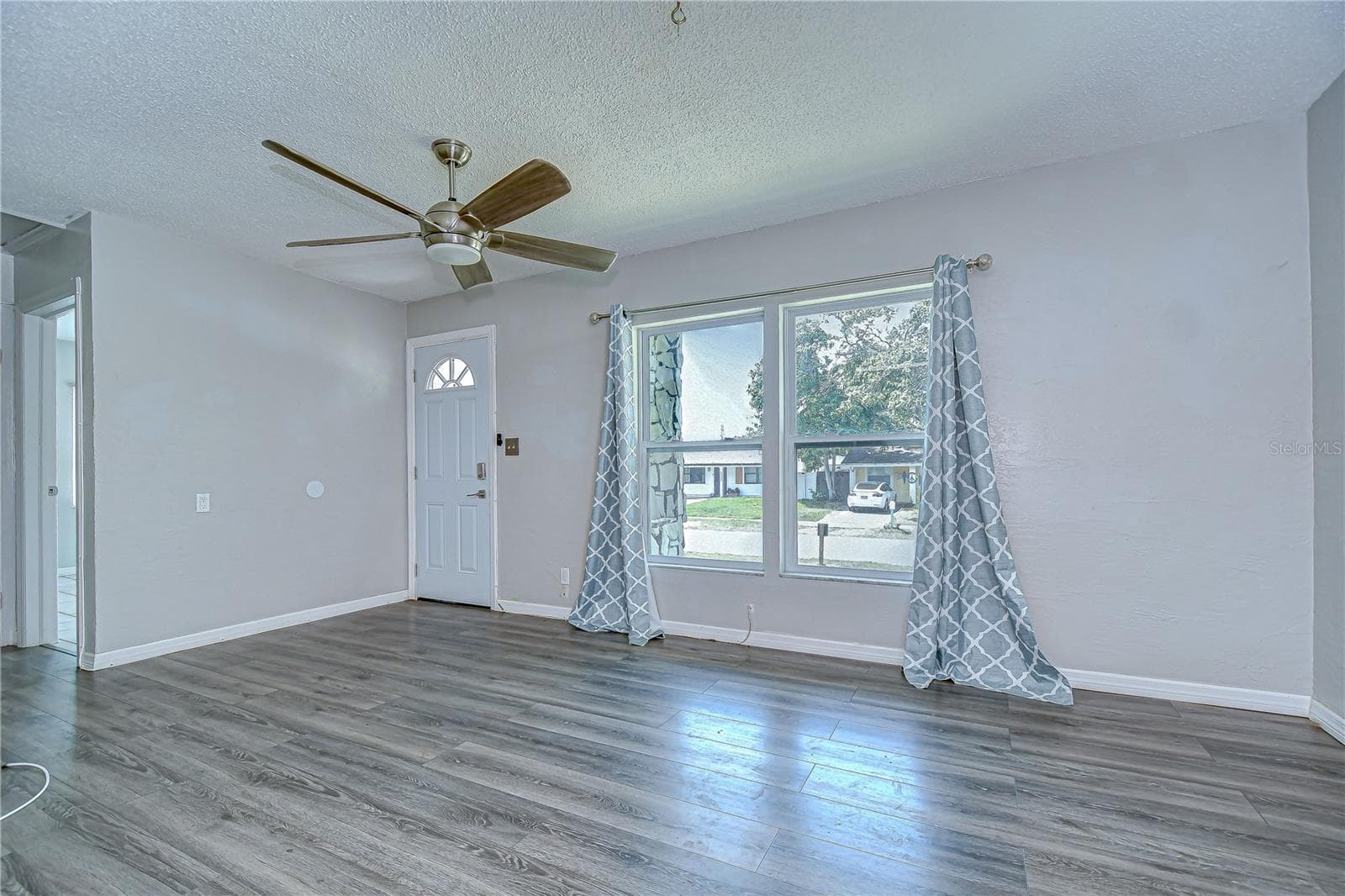 5325 8th Avenue S photo 03