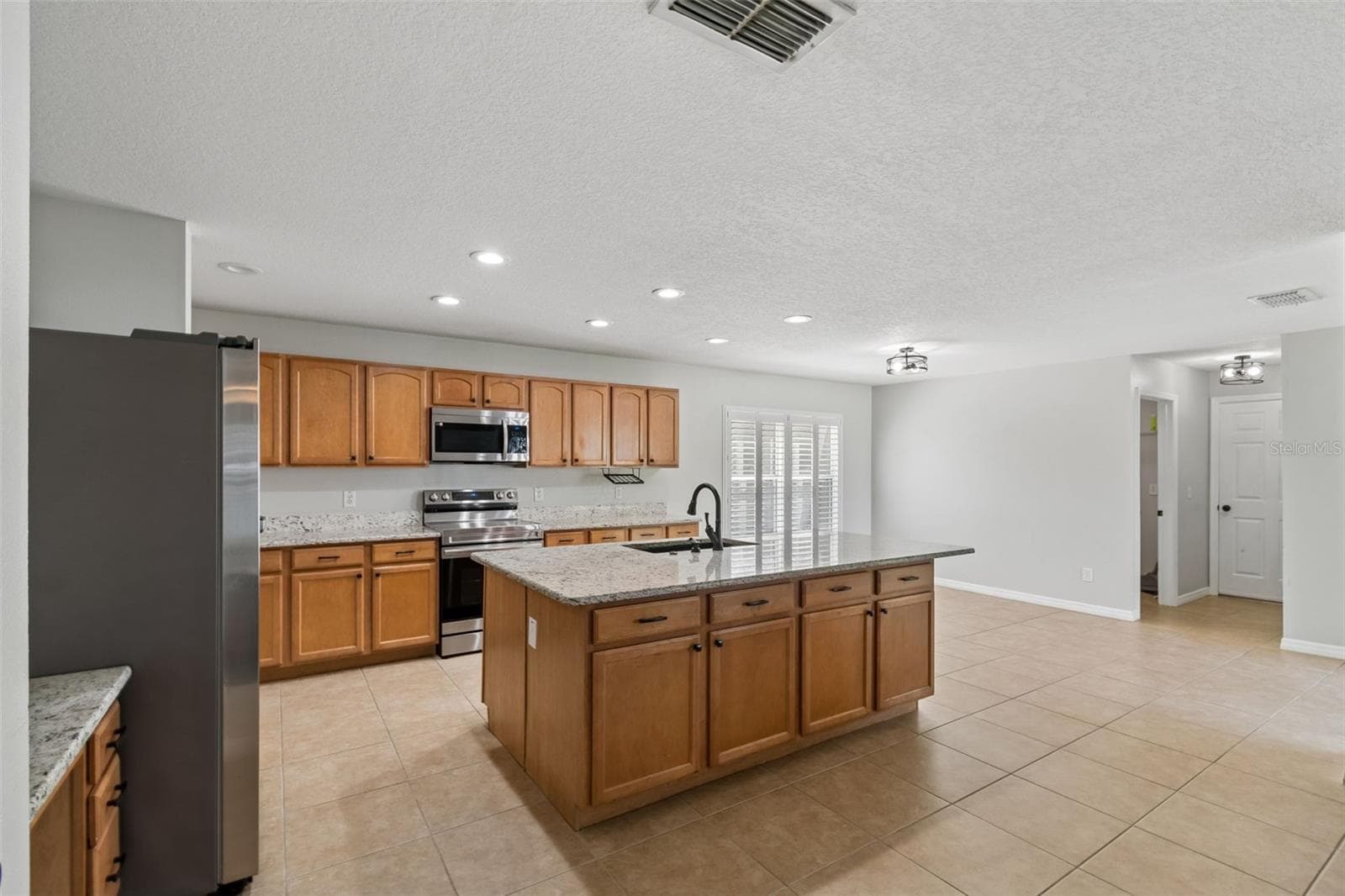 14759 Royal Poinciana Drive photo 06