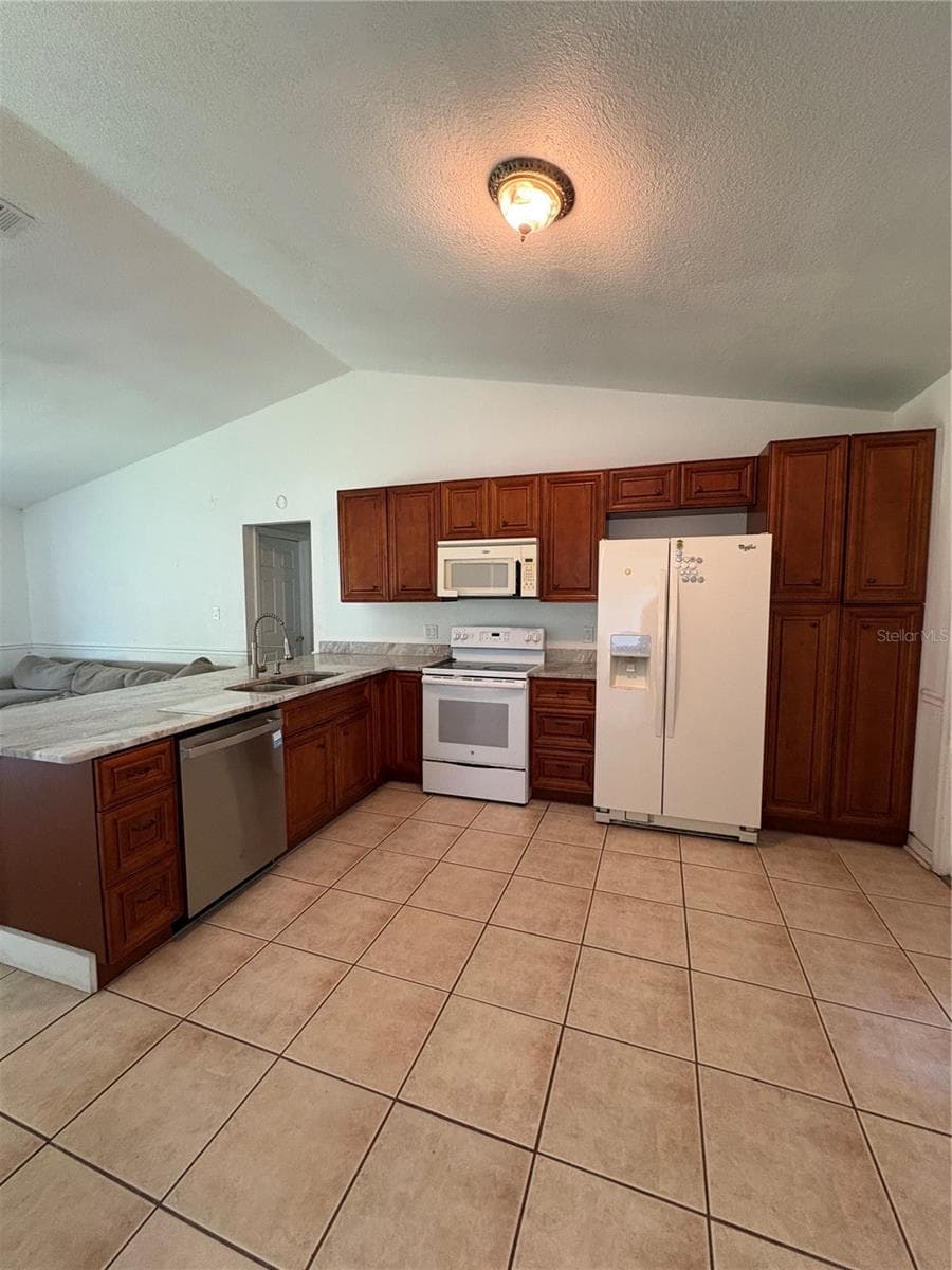 2302 Belen Drive photo 05