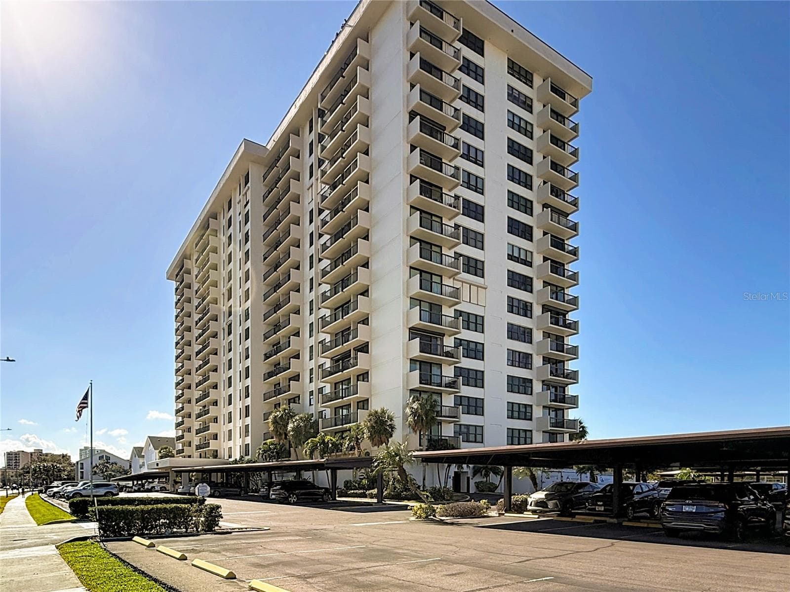 400 Island Way 1411 photo 04
