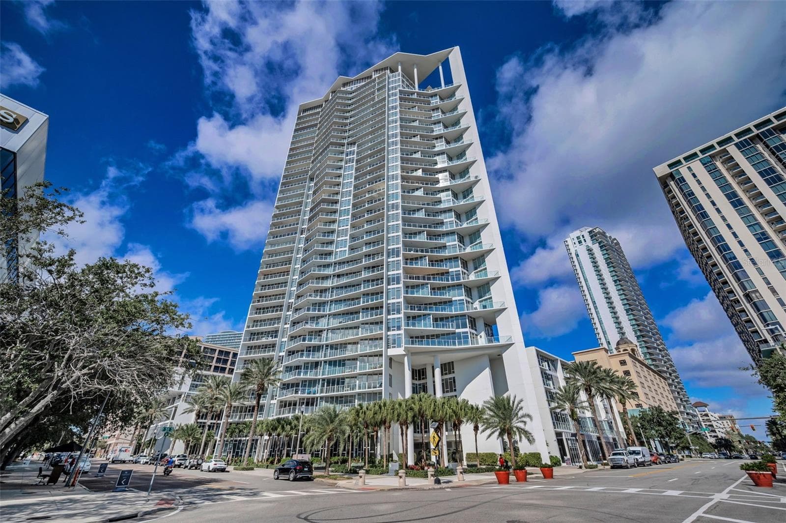 175 1st Street S 2604
