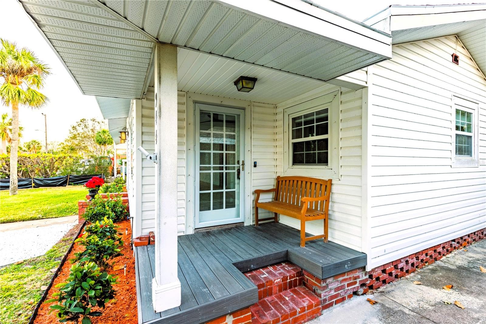 944 Bruce Avenue photo 03