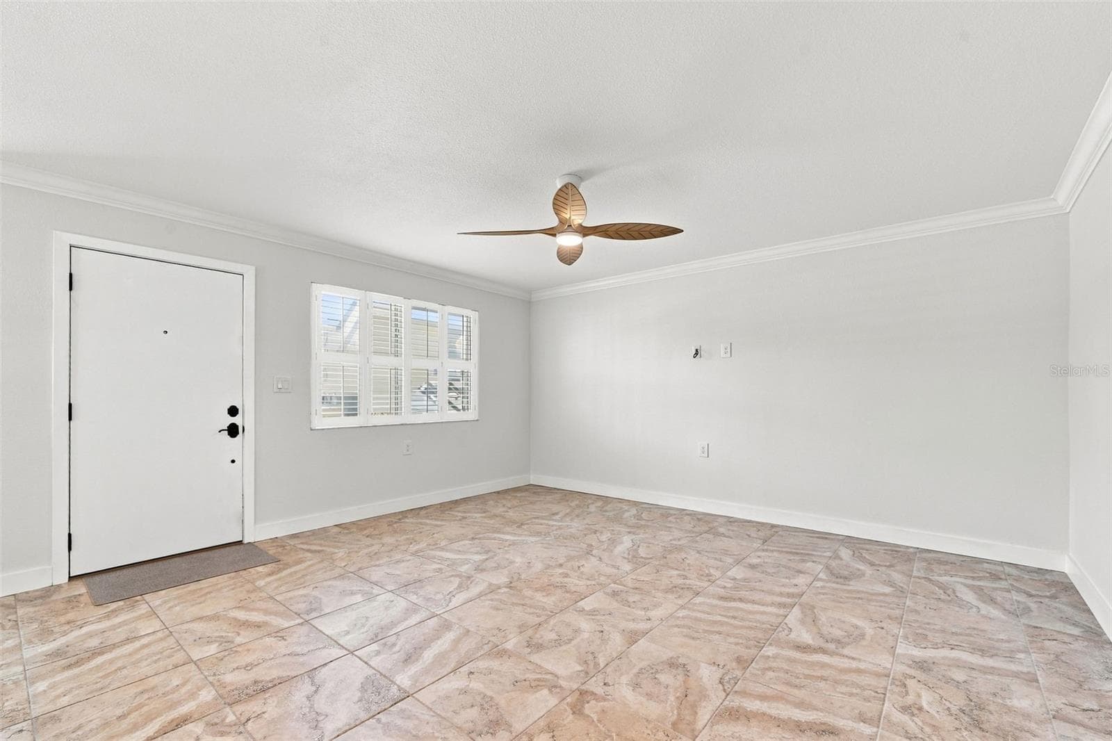 250 126th Avenue 110 photo 06