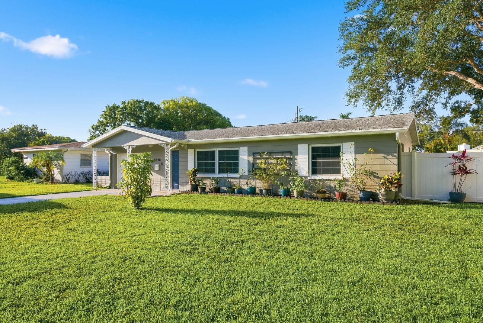 5648 33rd Avenue N photo 03