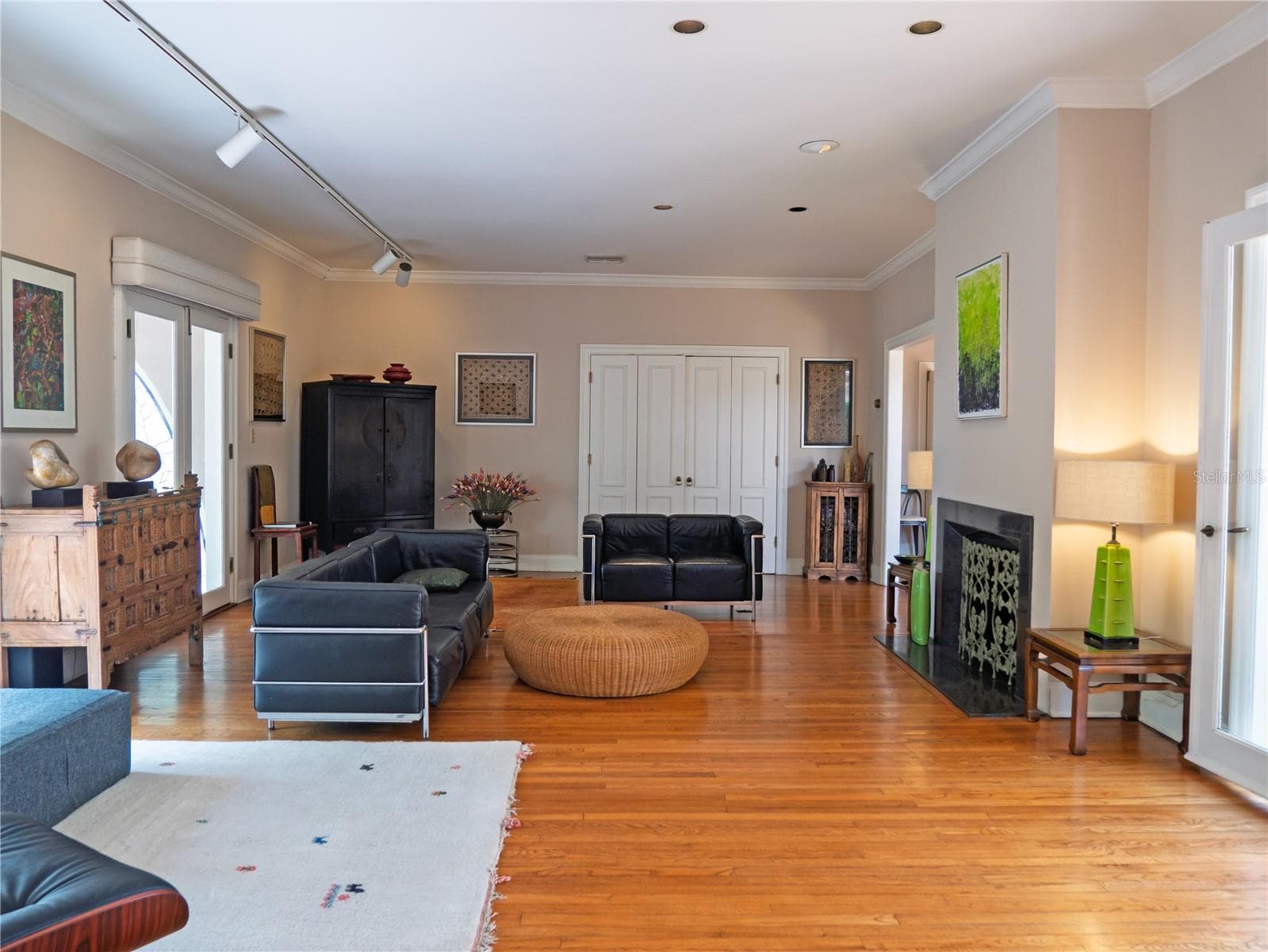1330 Indian Rocks Road photo 06