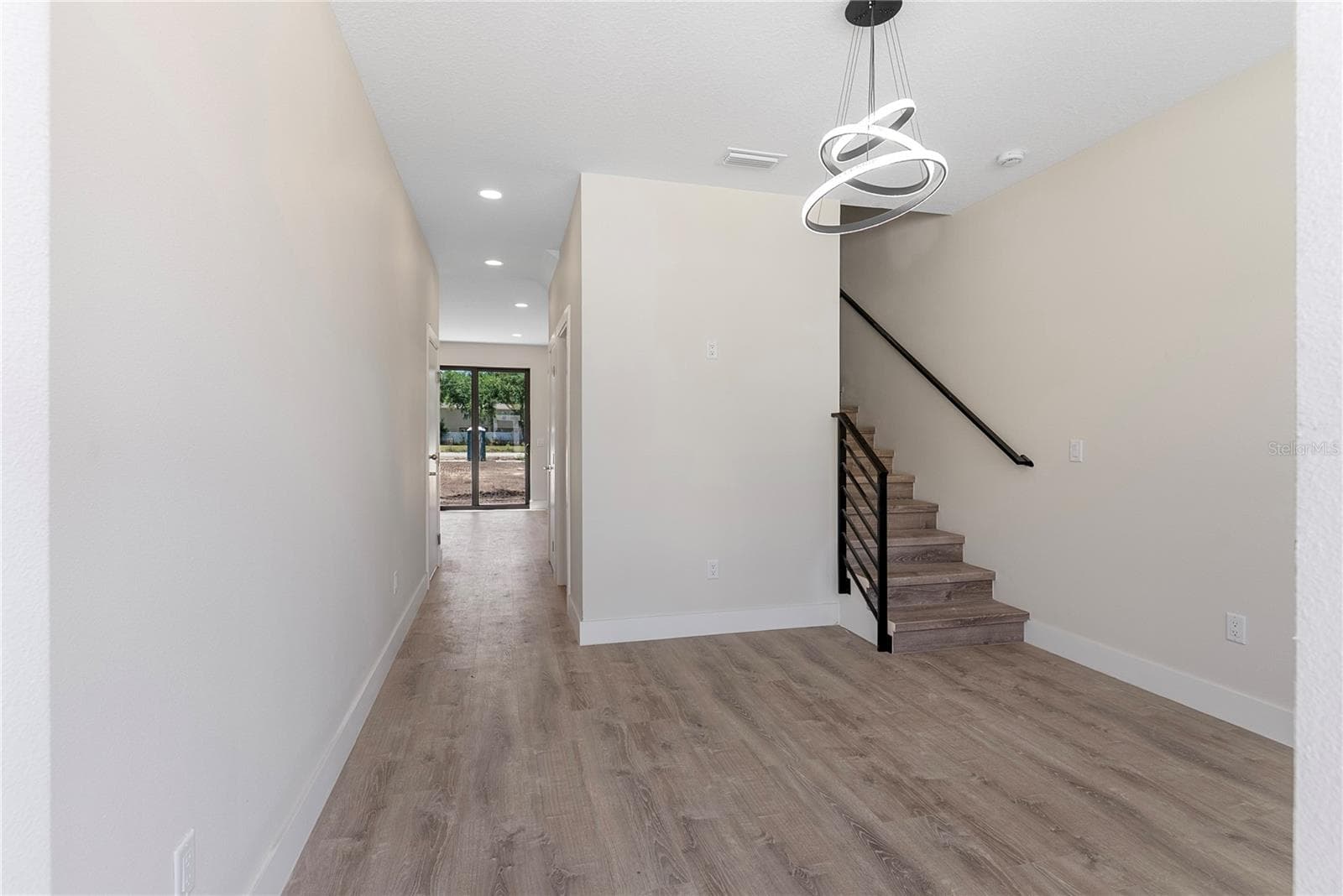 8409 Modano Place photo 07