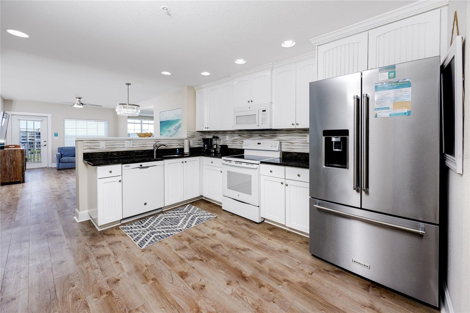 399 2nd Street 718 photo 04