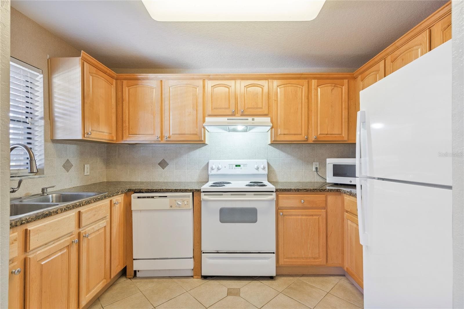 6150 Gulfport Boulevard S 202 photo 03