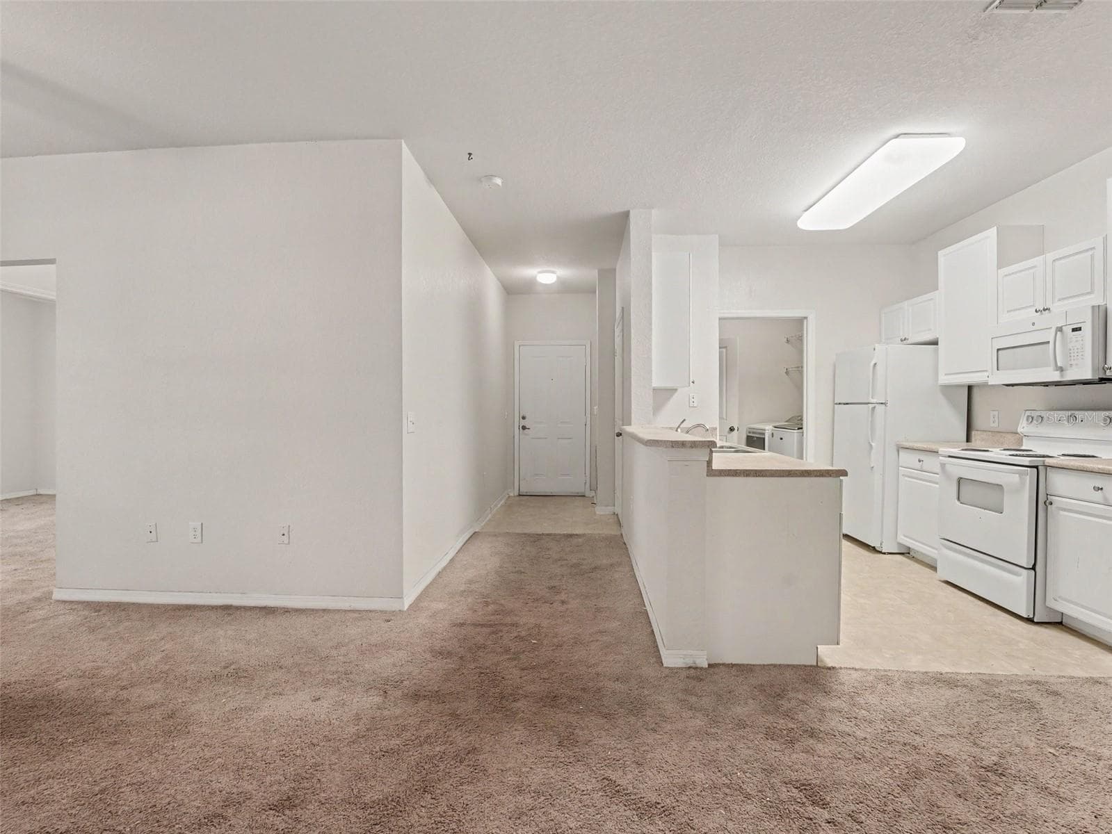8003 Hemingway Circle 8003-8 photo 04
