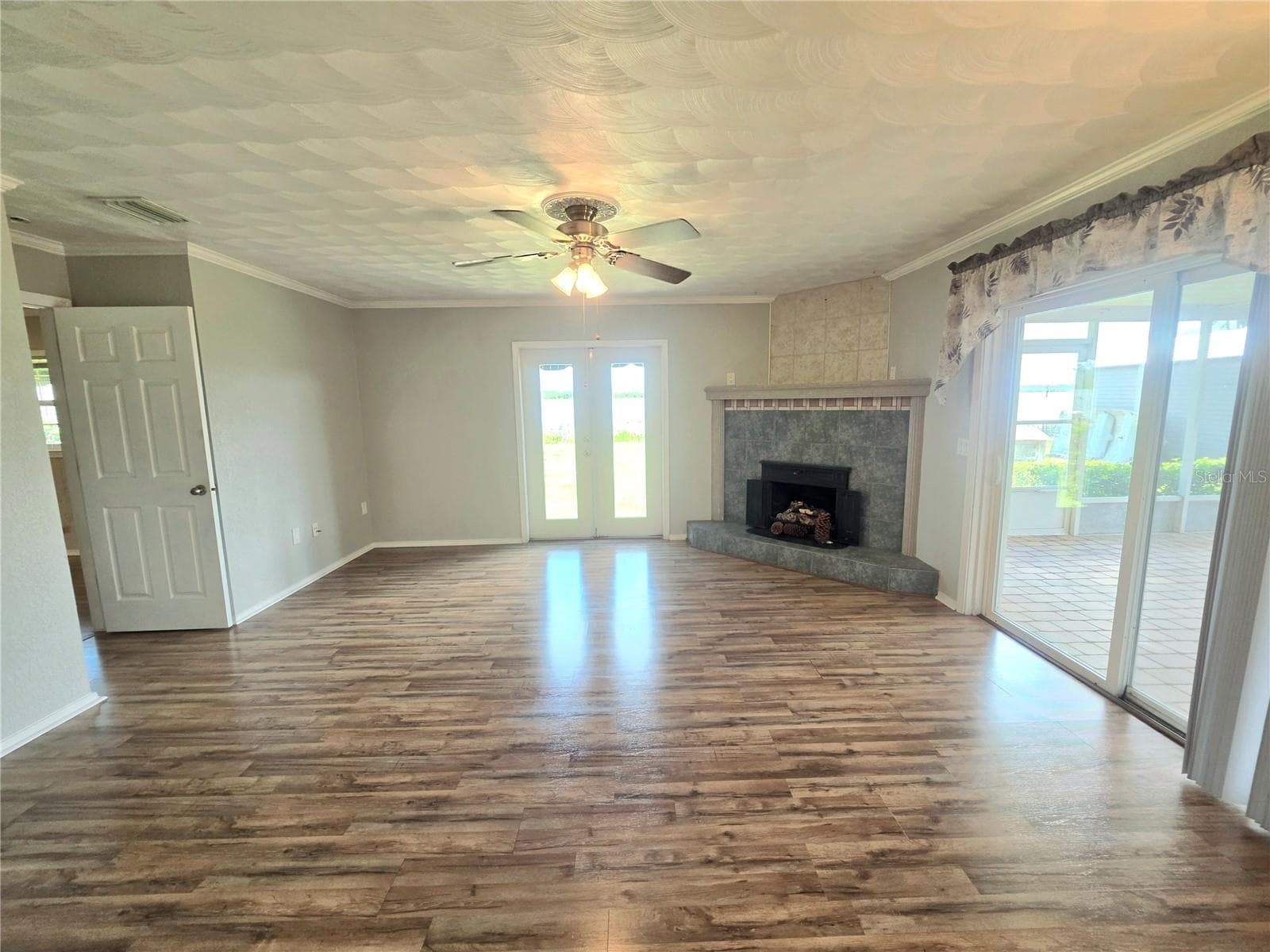 4414 Bonnet Lake Drive photo 05