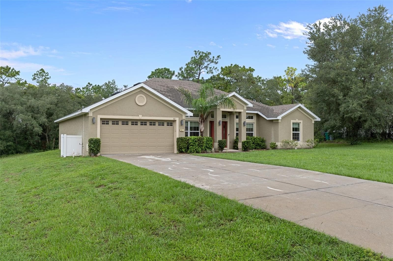 101 Oak Village Boulevard photo 02