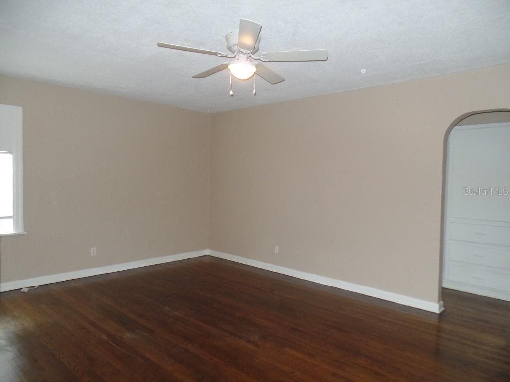 2425 Dr Martin Luther King Jr Street S photo 04
