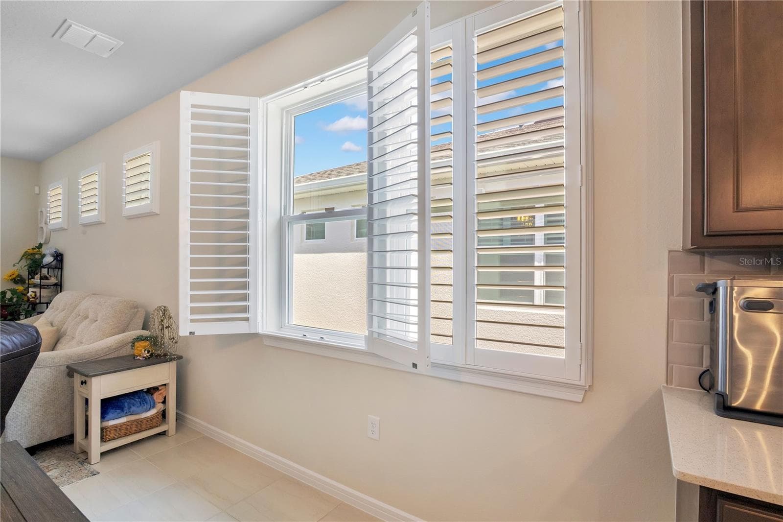 15157 Aqua Sol Lane photo 05