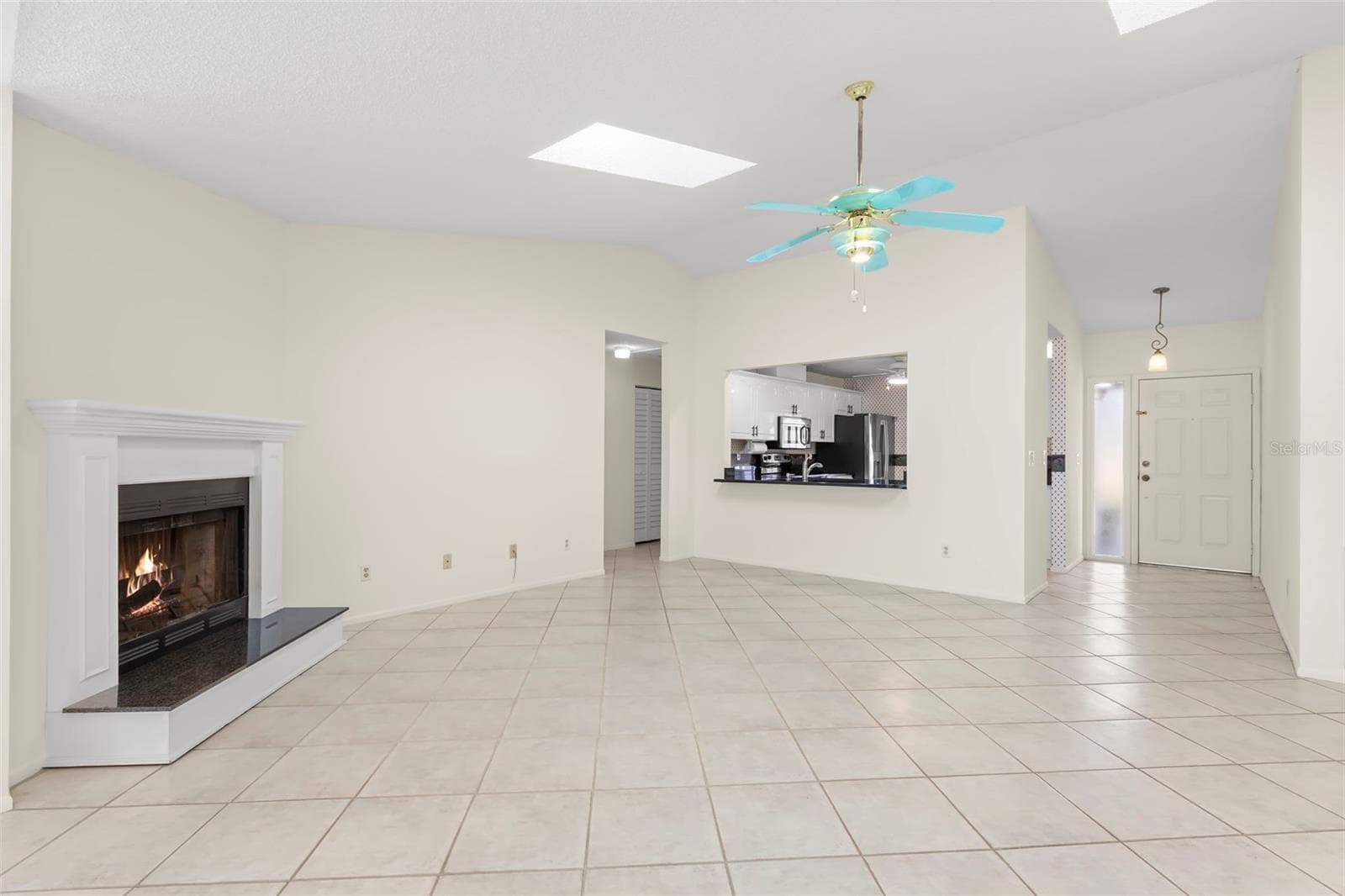 523 Padua Circle NE photo 06