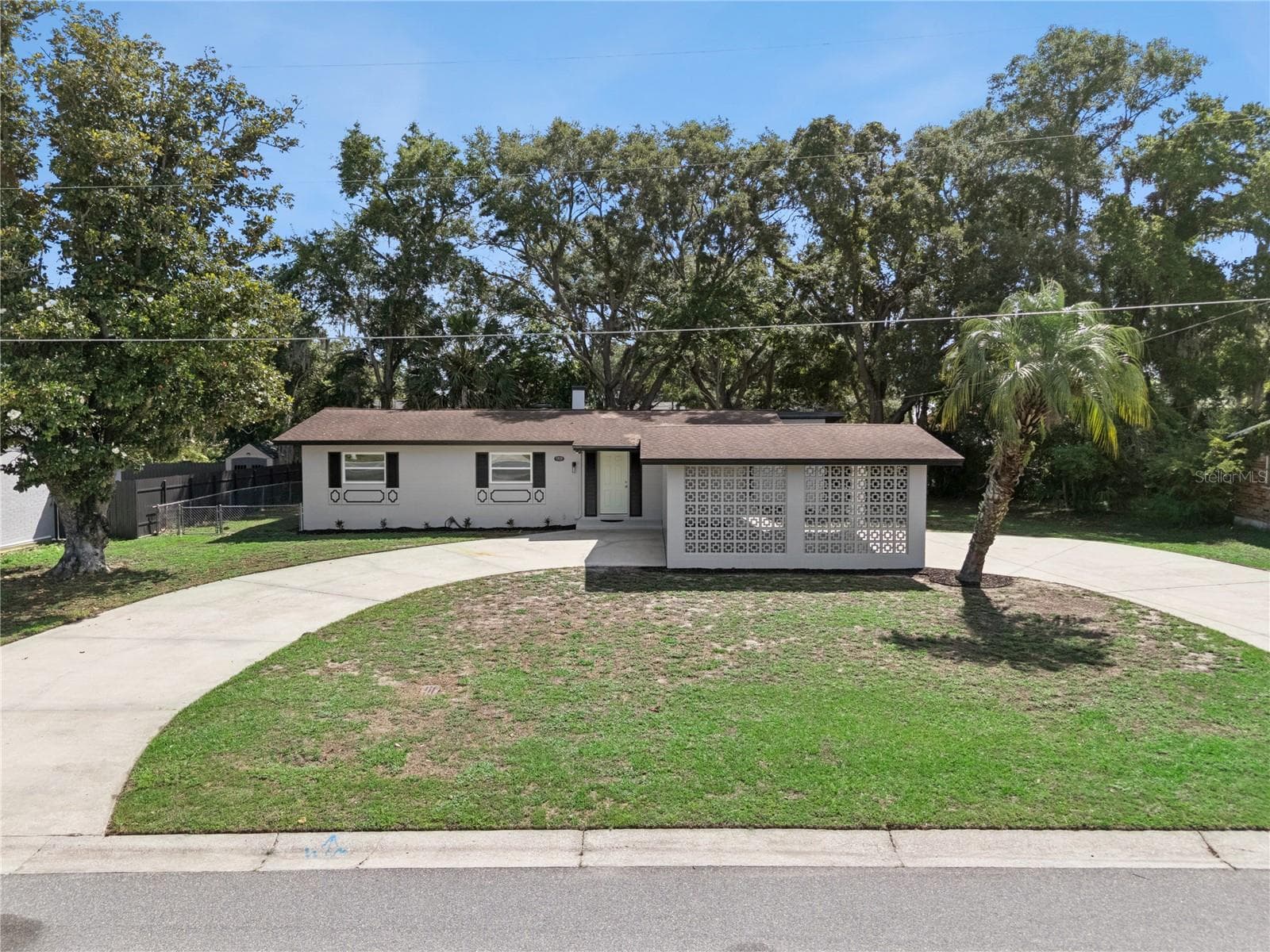 1310 Lee Court photo 03