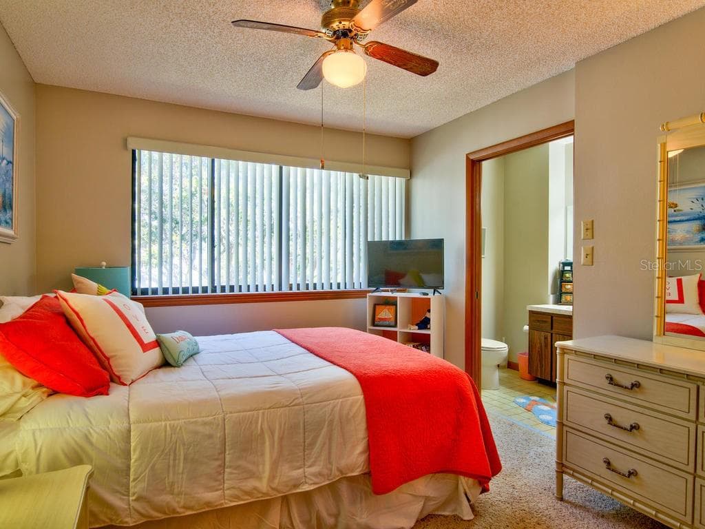 2700 Gulf Boulevard 2 photo 06