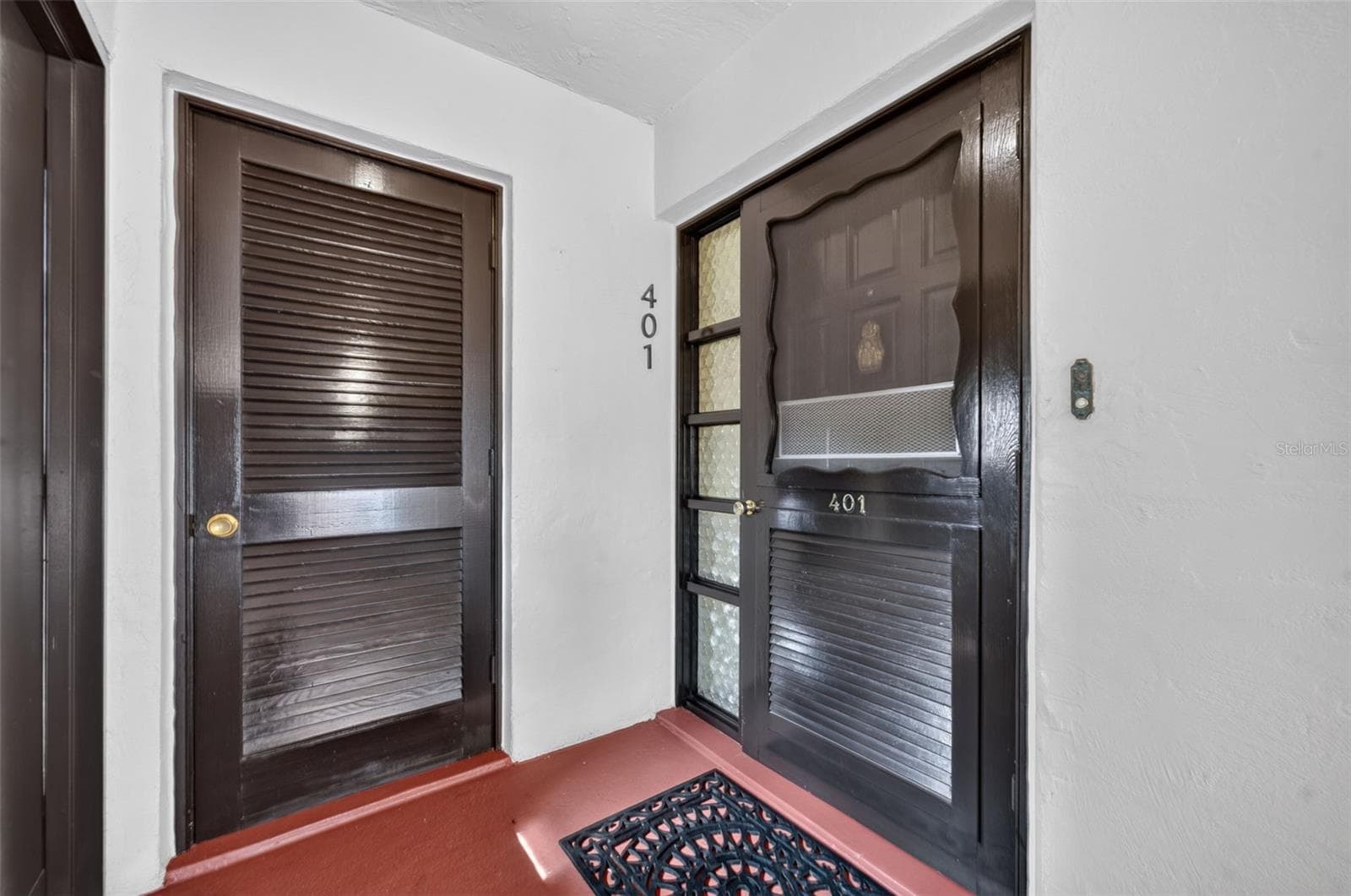 100 S Interlachen Avenue 401 photo 03