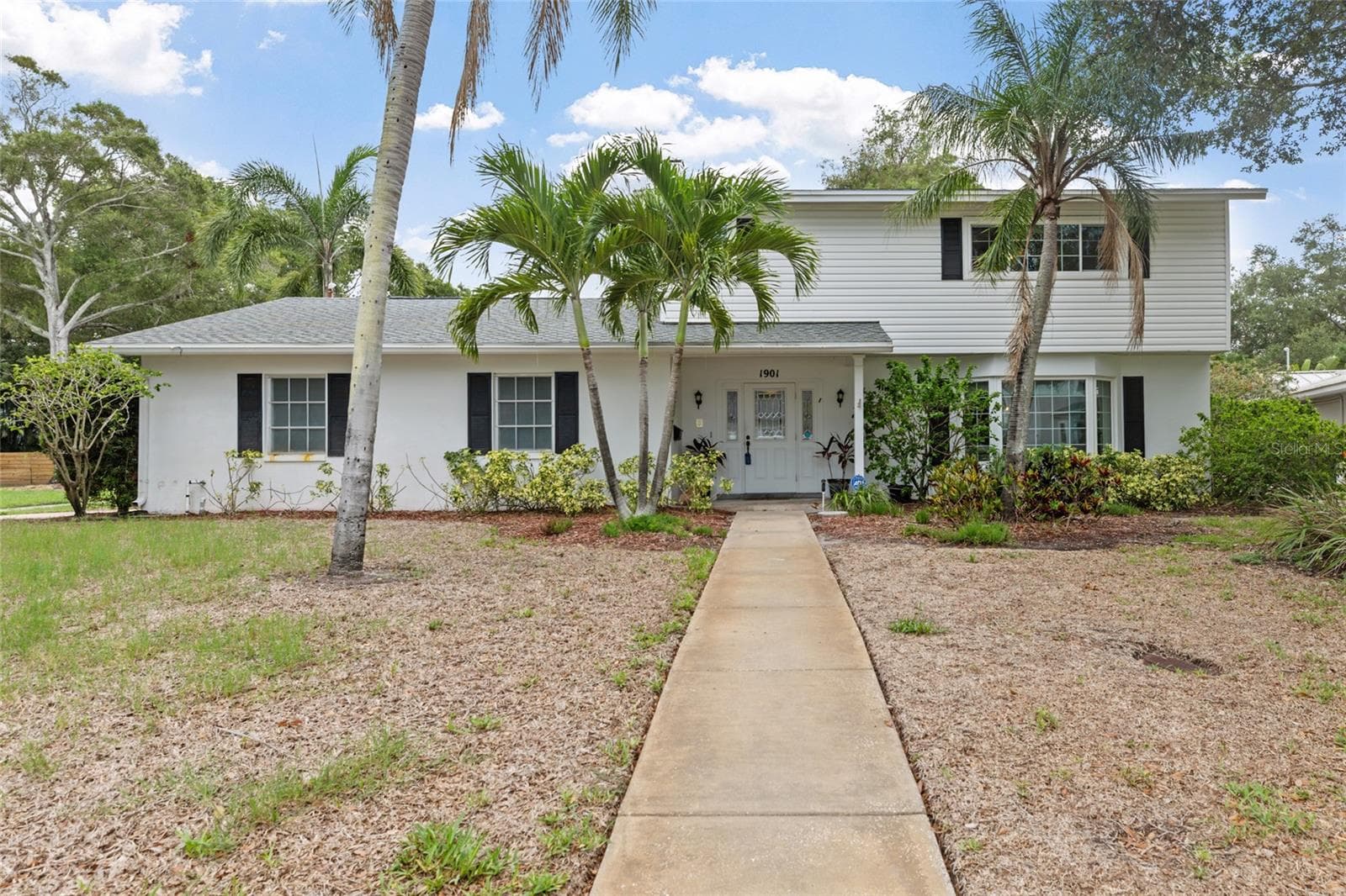 1901 Dormieone Road N photo 02