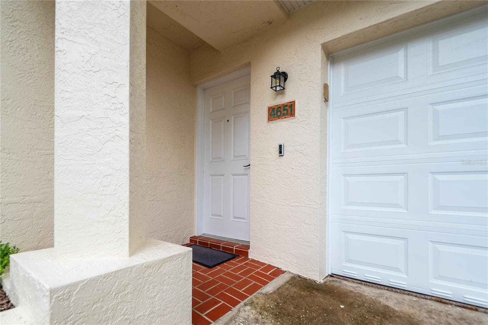 4651 Mirabella Court photo 02