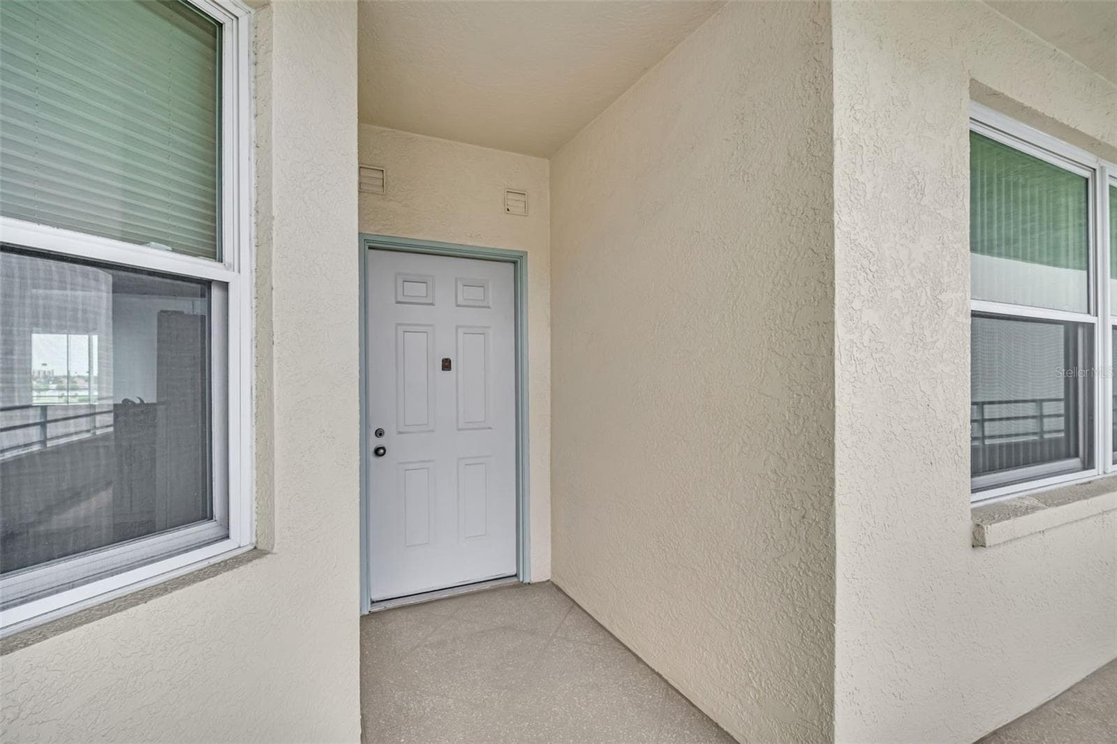 7932 Sailboat Key Boulevard S 402 photo 02