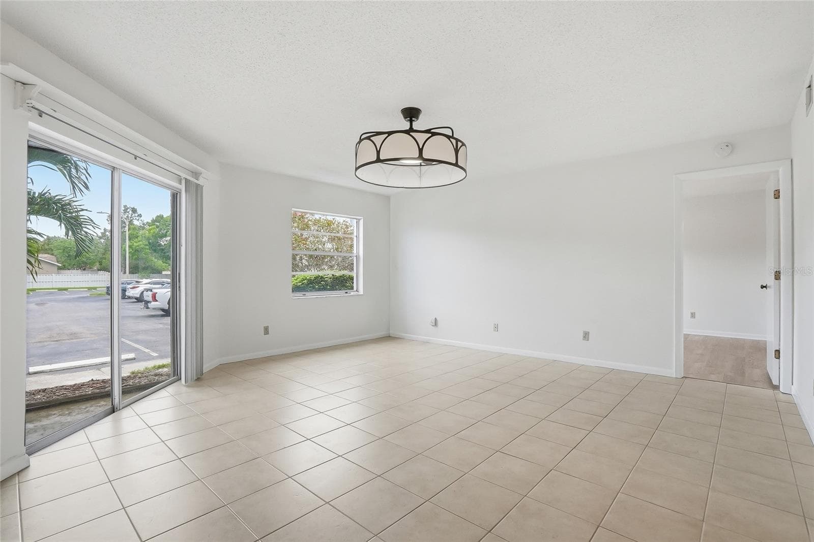 500 Santa Cruz Place NE D photo 04