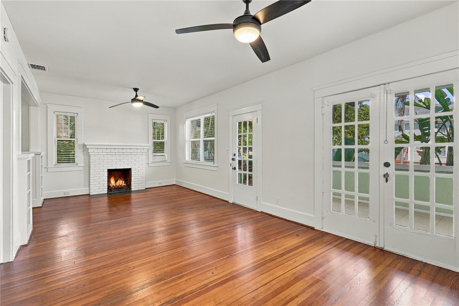 146 13th Avenue NE photo 04