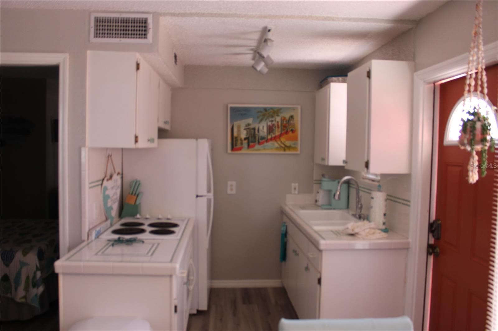 6800 Sunset Way 1708 photo 04