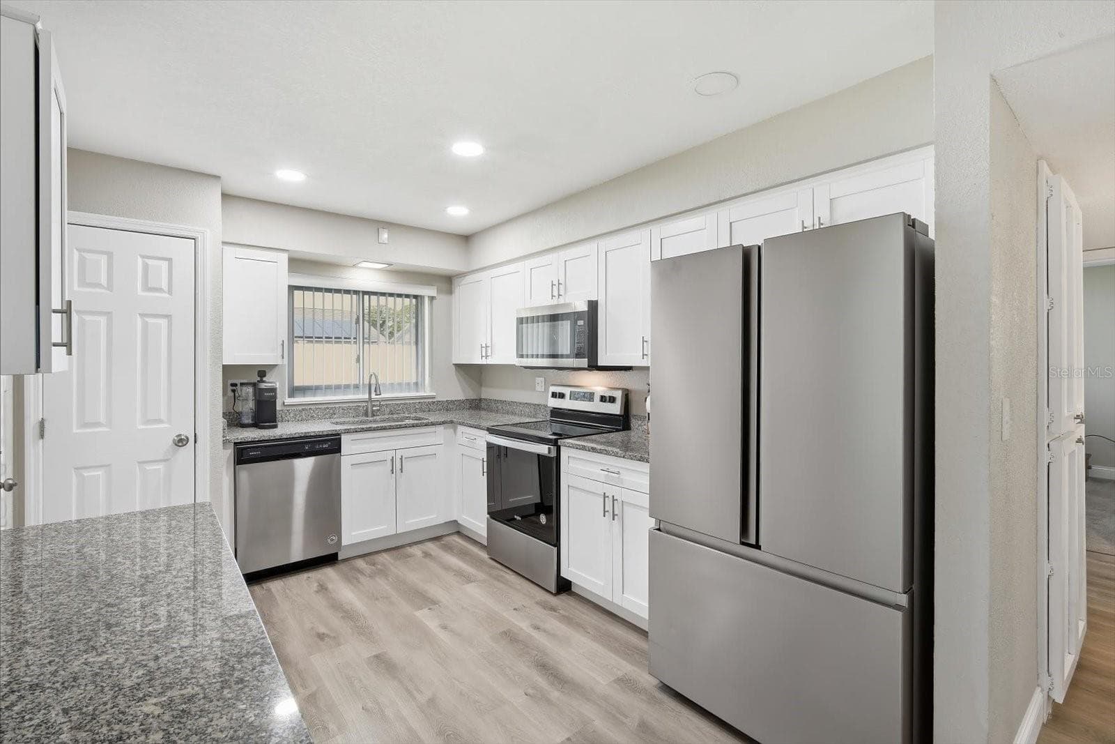 1404 Seton Hall Drive photo 04