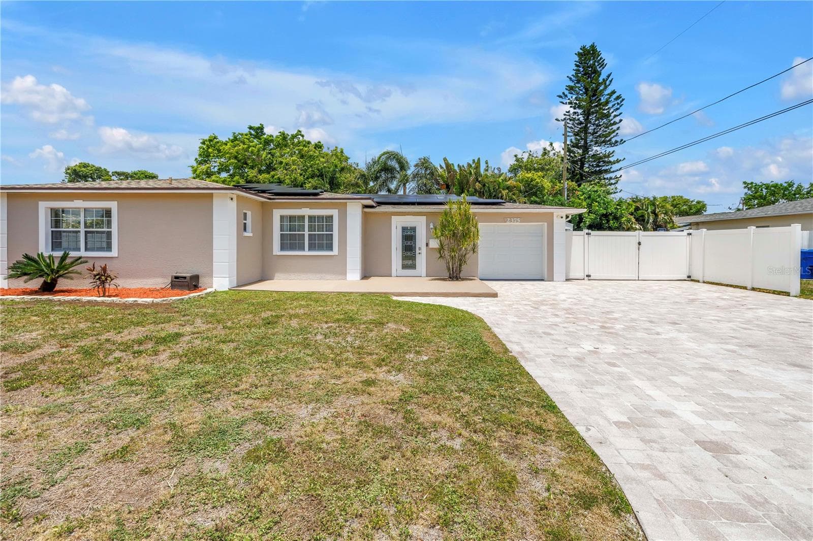 2375 37th Street N photo 03