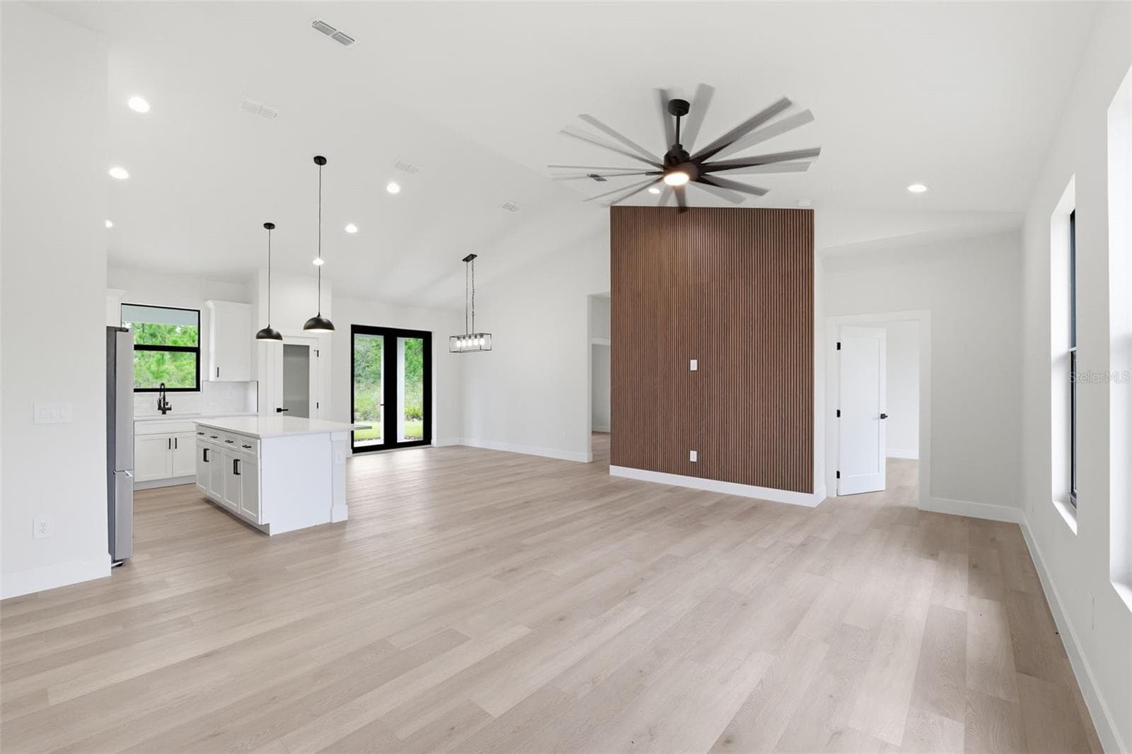 7224 Granada Boulevard photo 06