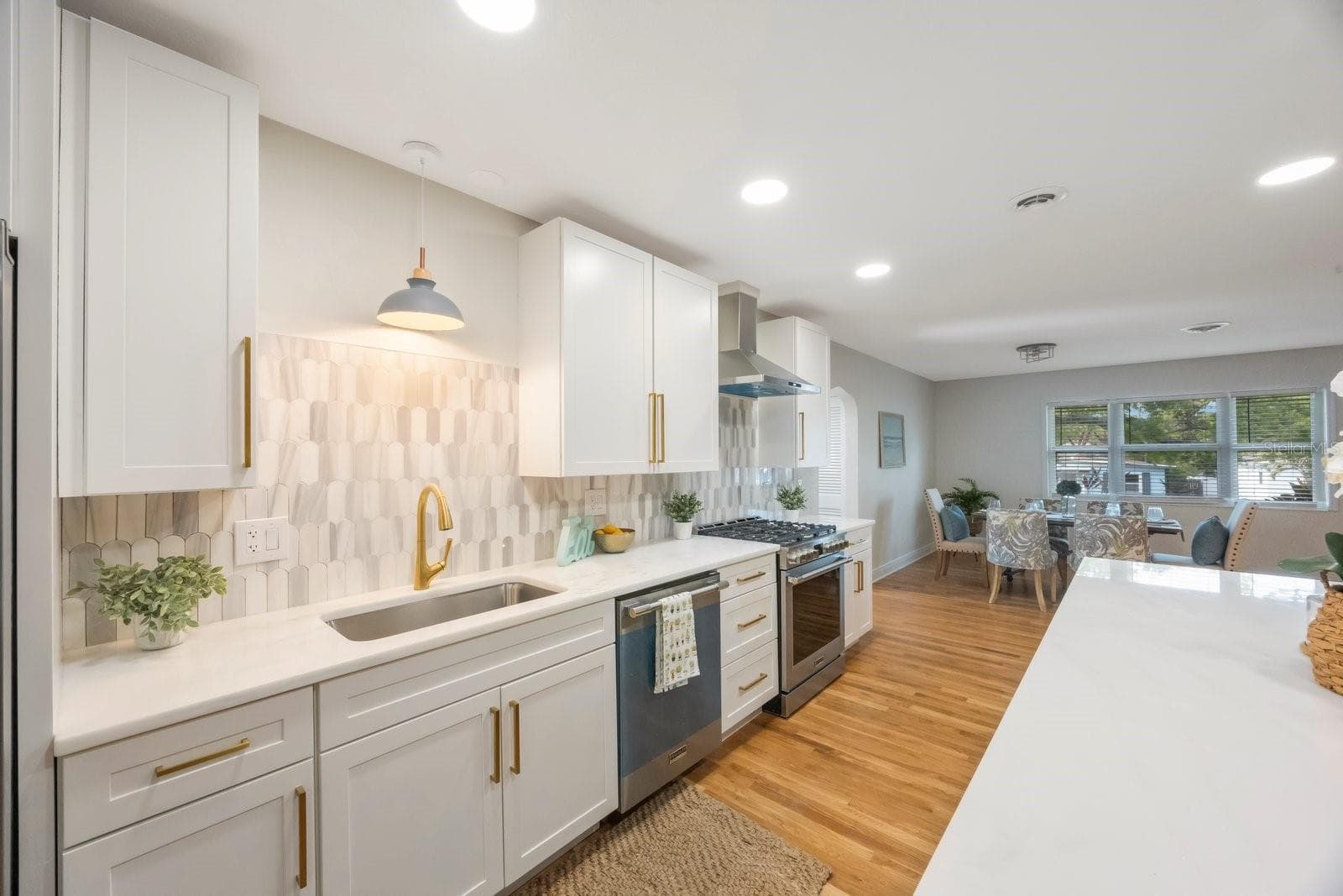 5020 15th Avenue N photo 07