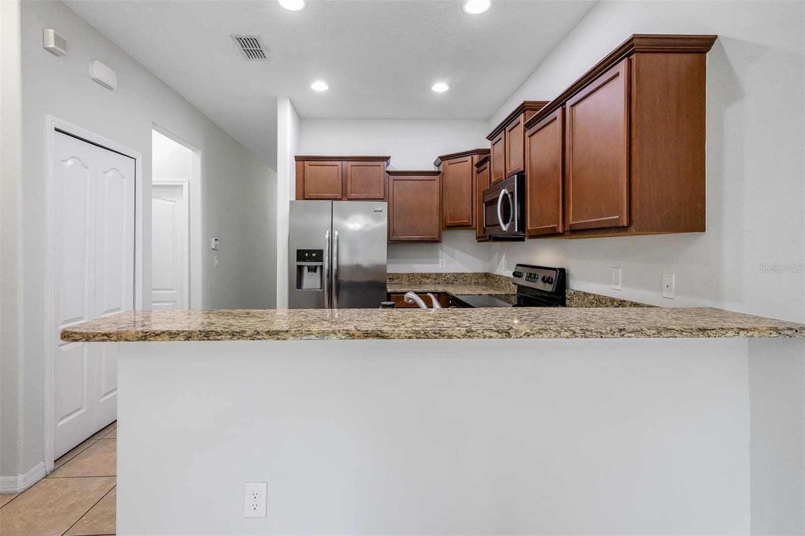 10975 Savannah Landing Circle photo 07