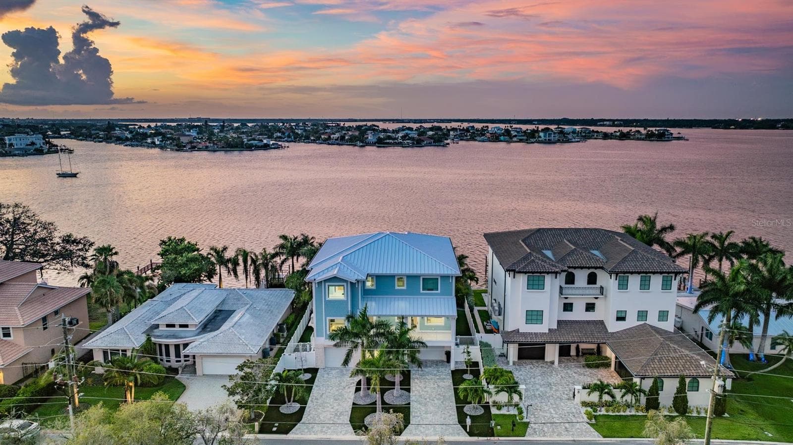 7 Paradise Lane