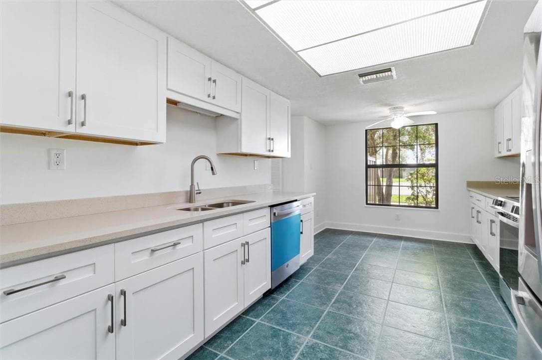 11555 W Bayshore Drive 112 photo 06