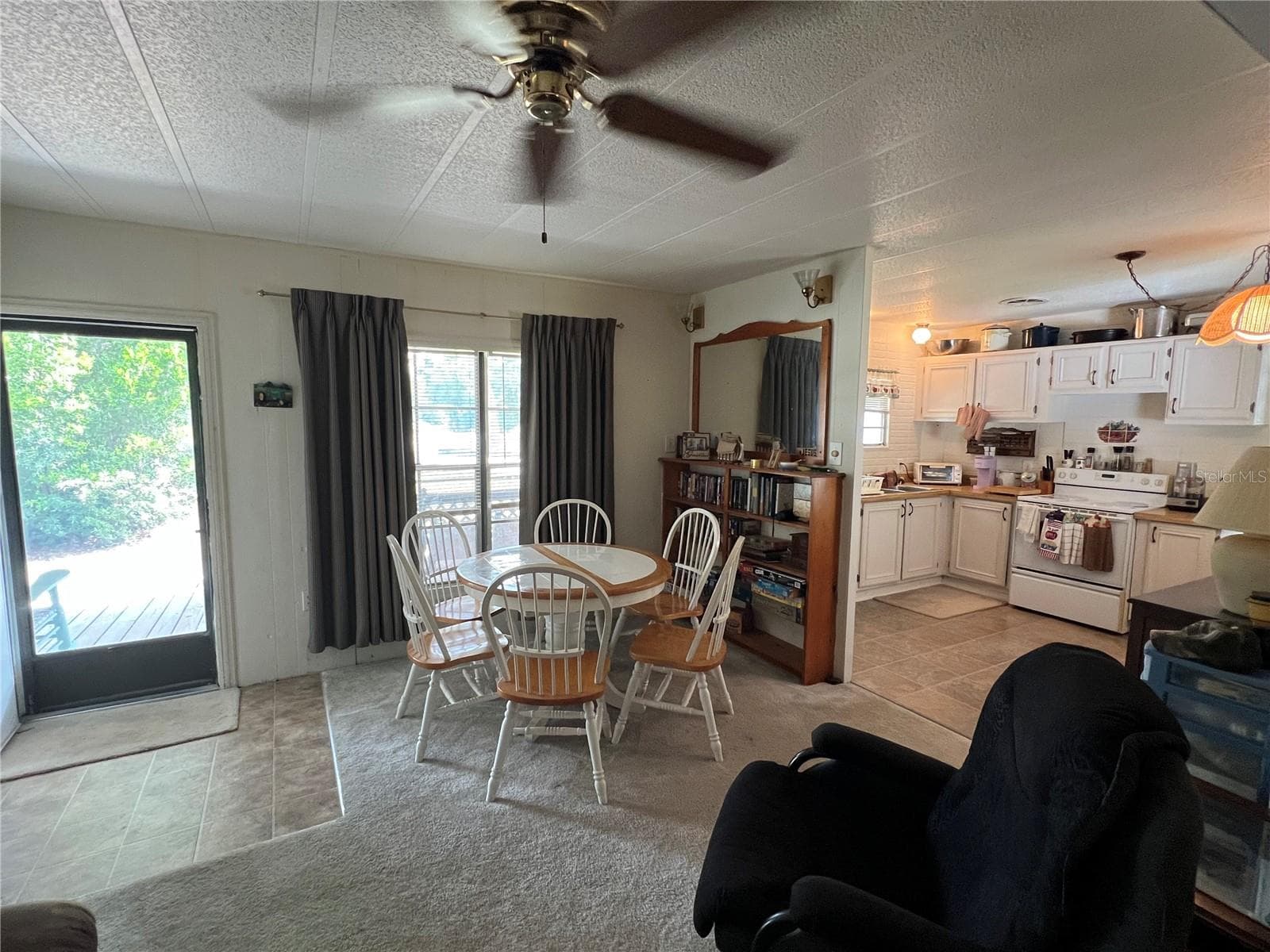 18902 SW 108th Loop photo 06