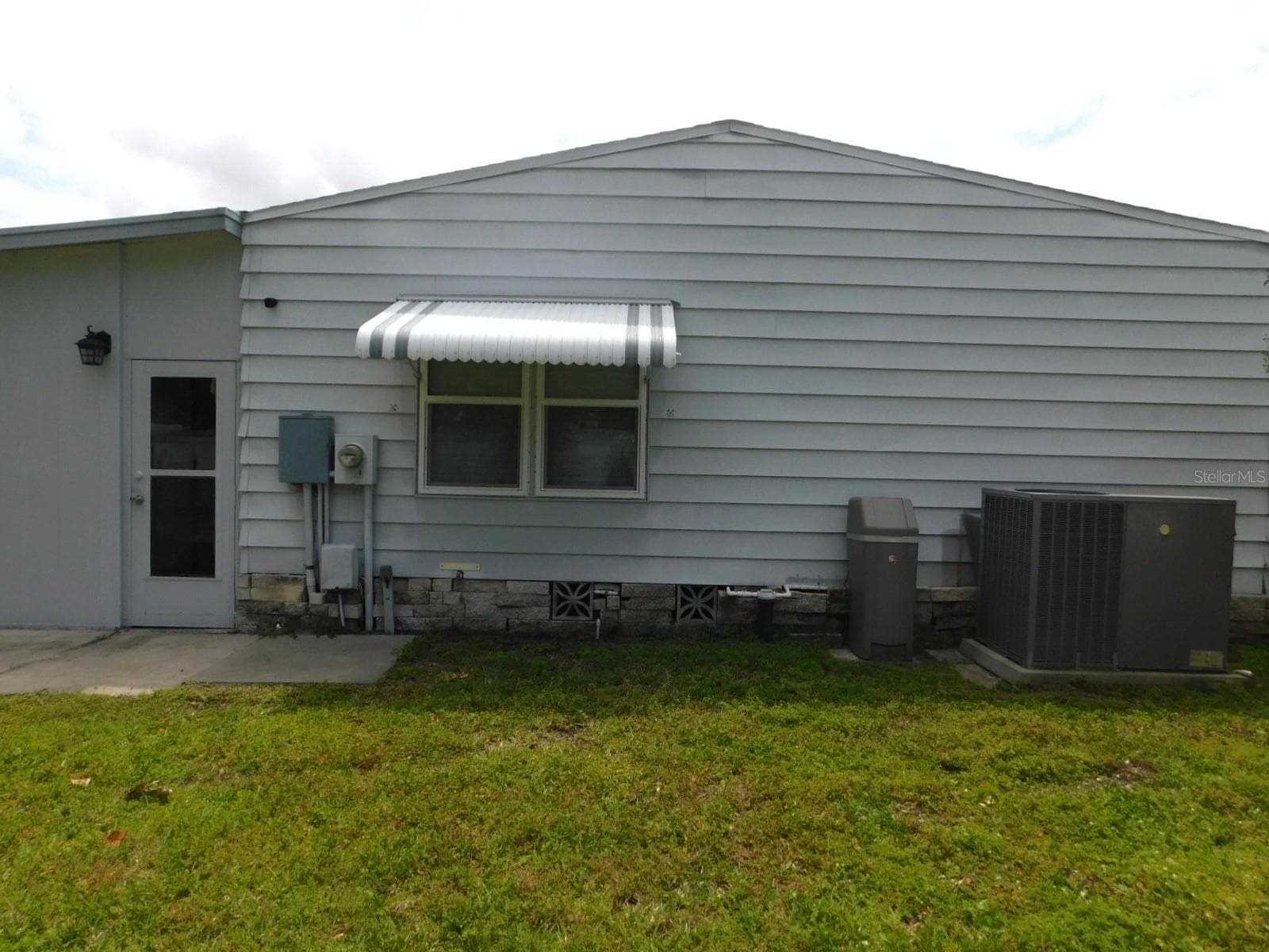 1001 Starkey Road 99 photo 02
