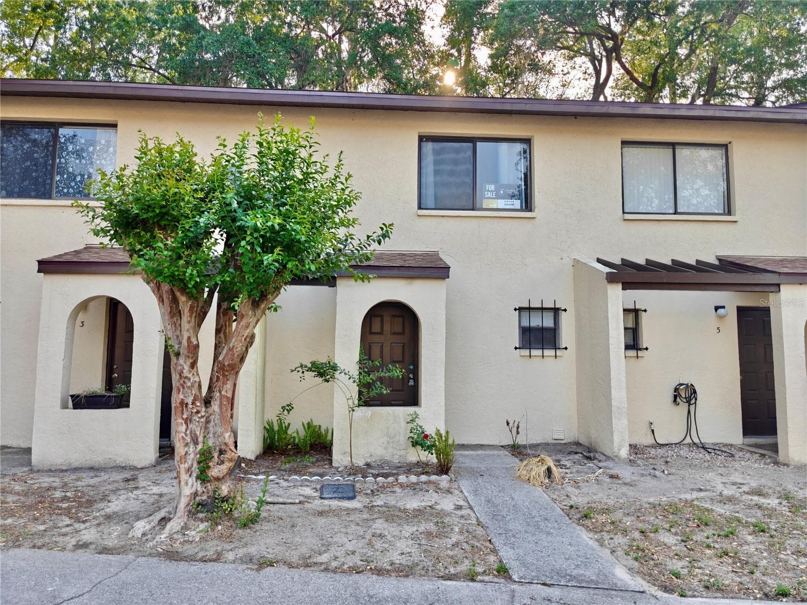 2735 SW 35th Place 1604