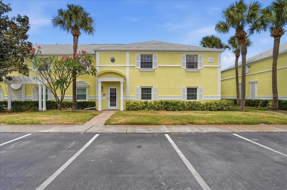 205 Pompano Drive SE B photo 02