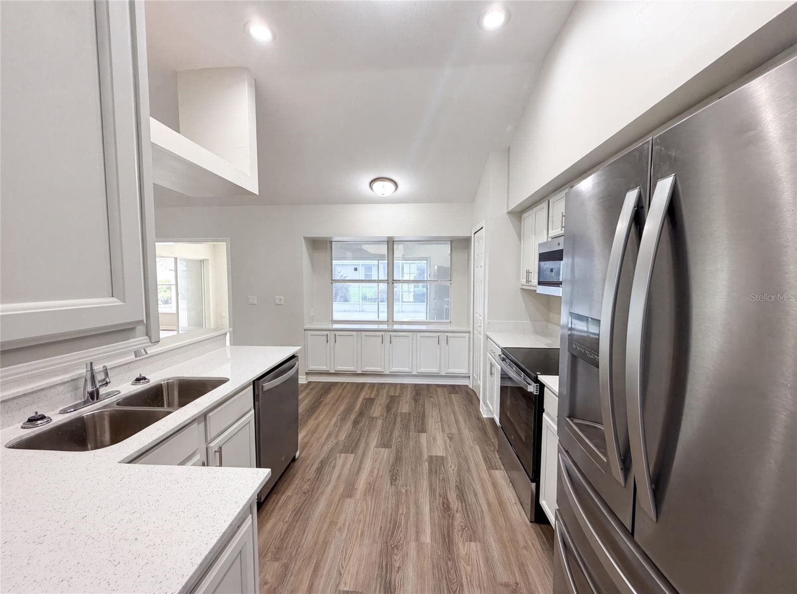 5217 Ponce De Leon Boulevard photo 04