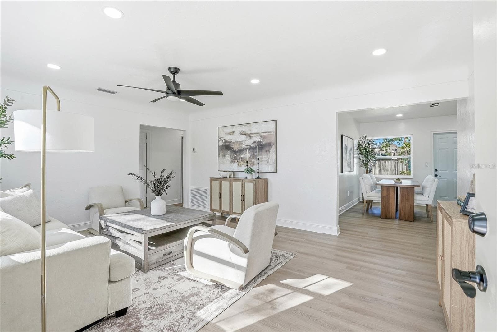 4720 Mohegan Road photo 03