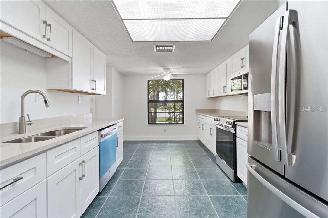 11555 W Bayshore Drive 112 photo 07