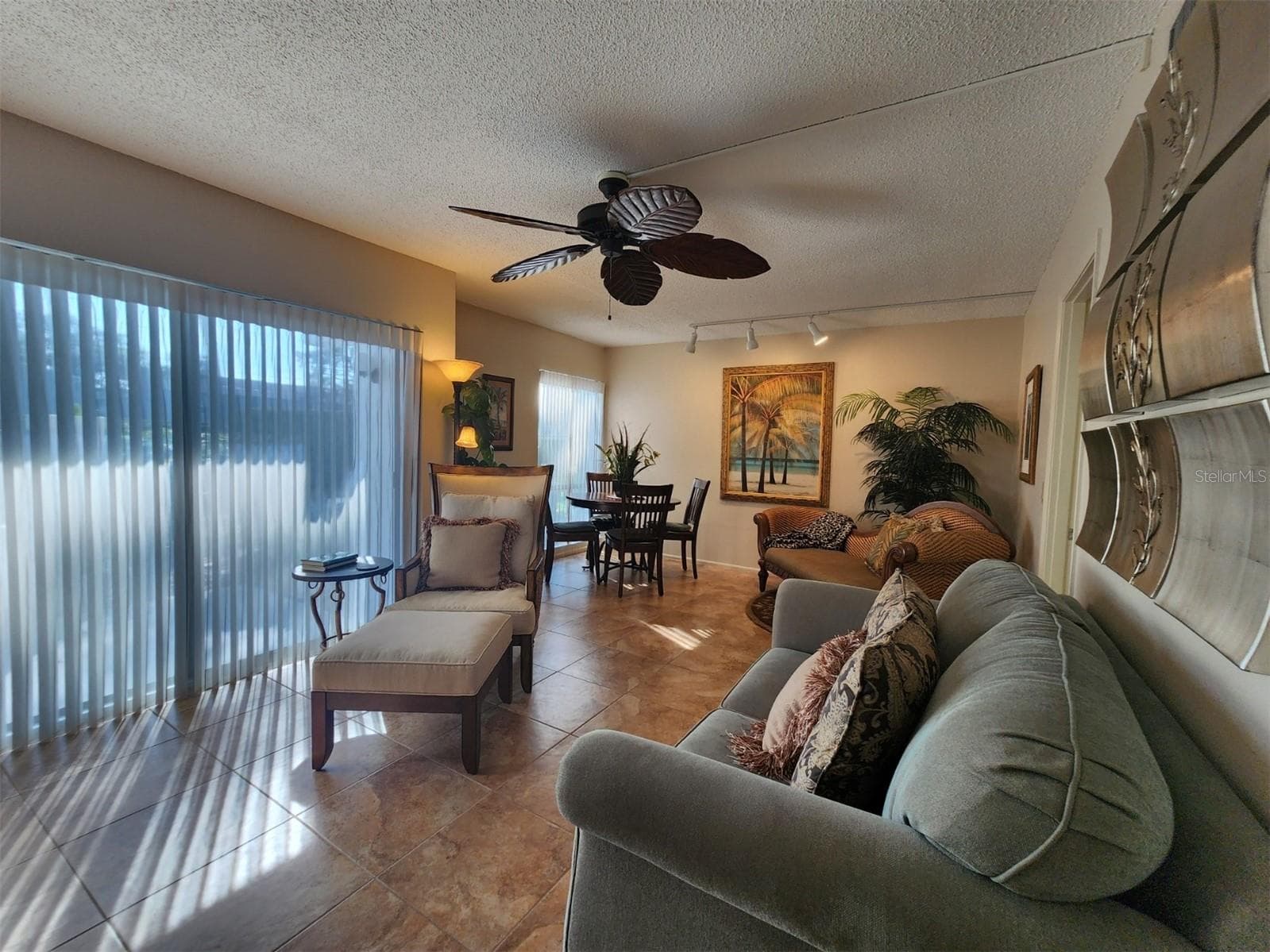 2132 Lakewood Club Drive S 8B photo 03