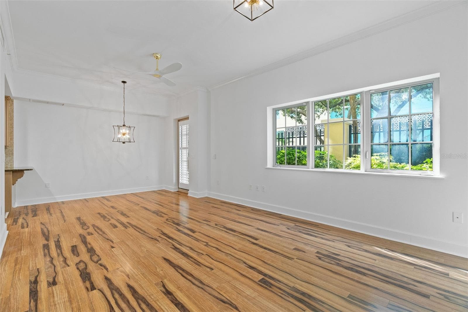 300 Beach Drive NE 309 photo 07