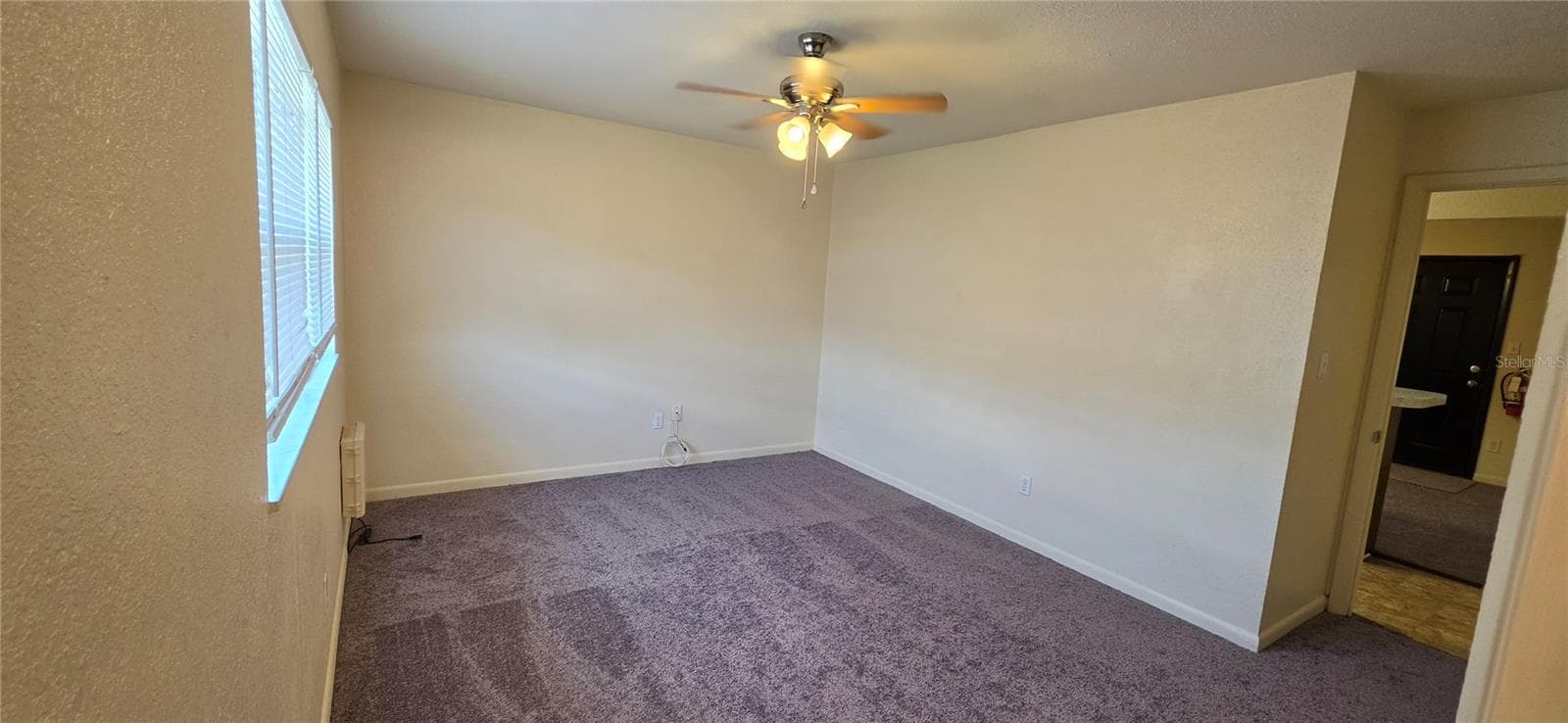 131 Avenue B NE photo 05