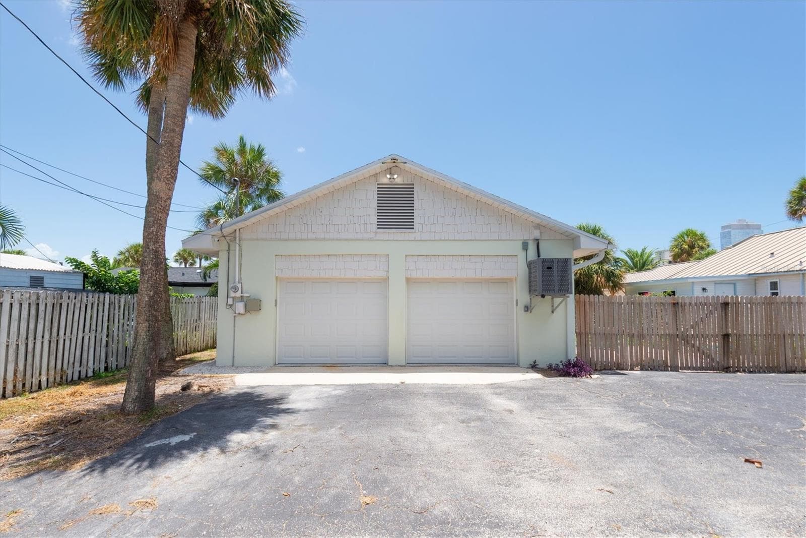 150 42nd Avenue photo 06