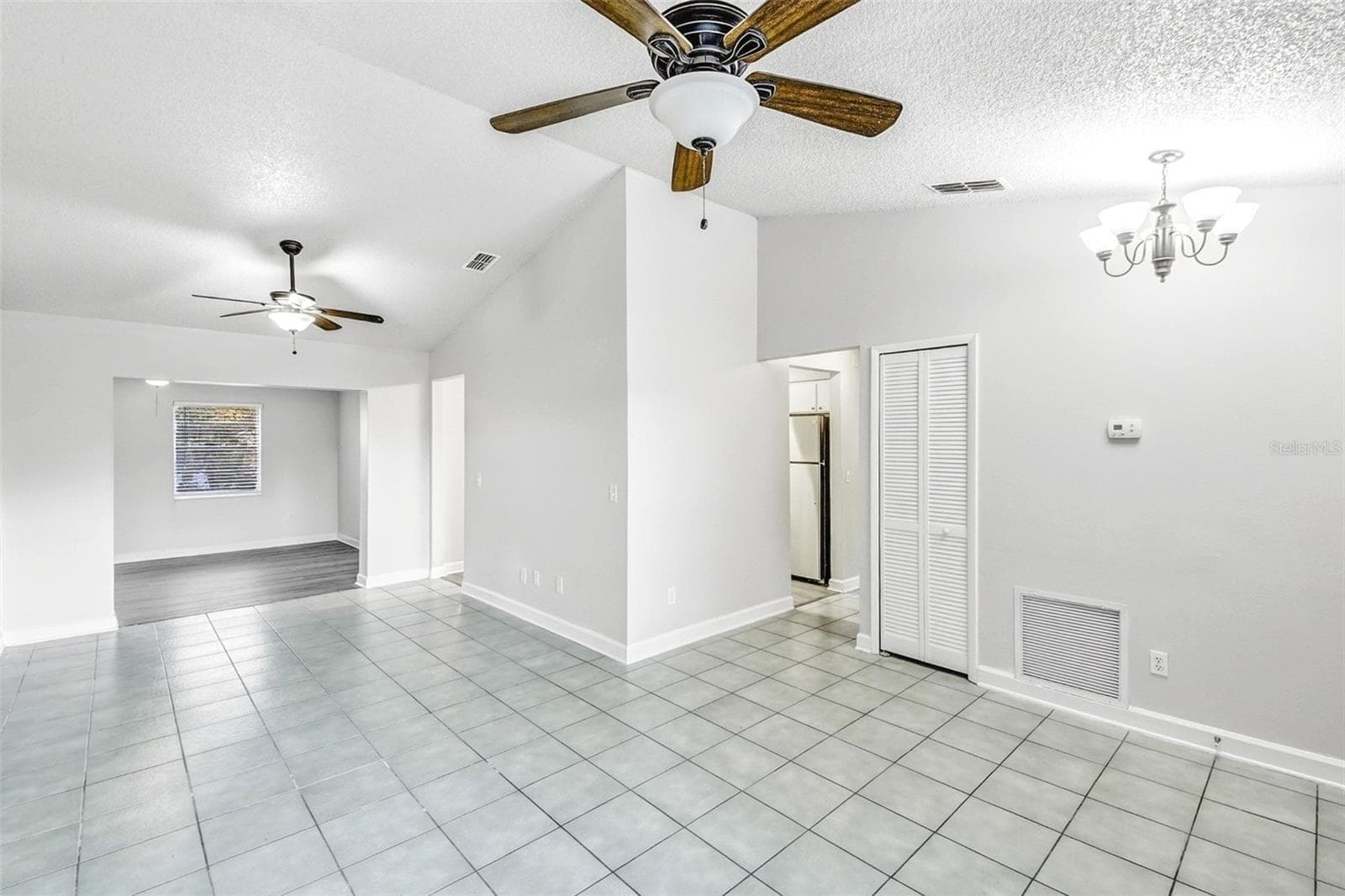 1431 Quintara Avenue photo 04