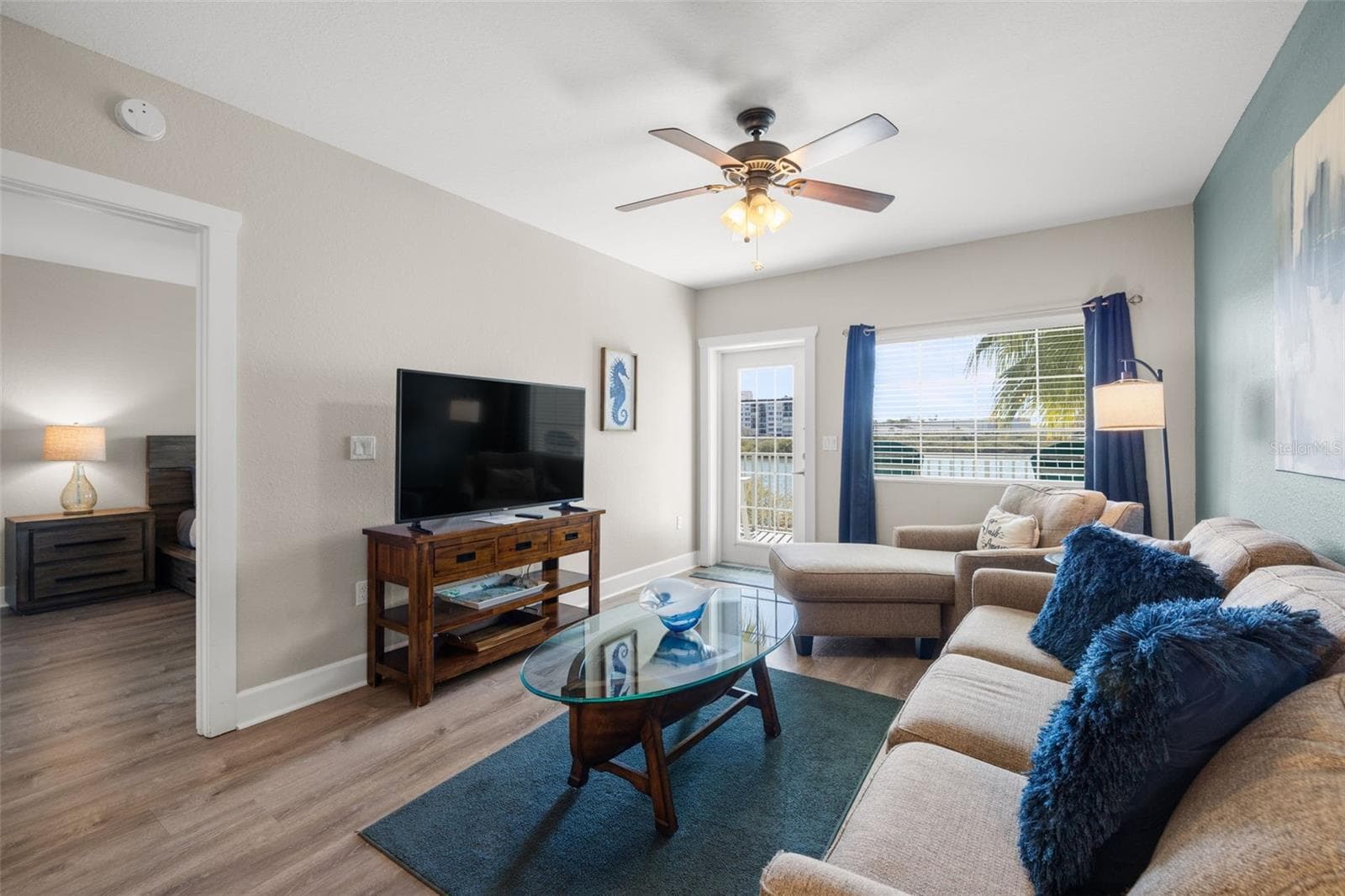 399 2nd Street 216 photo 06